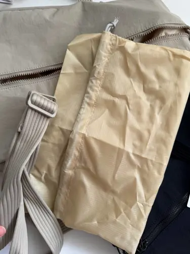 دافل بگ سه‌کاره Lululemon