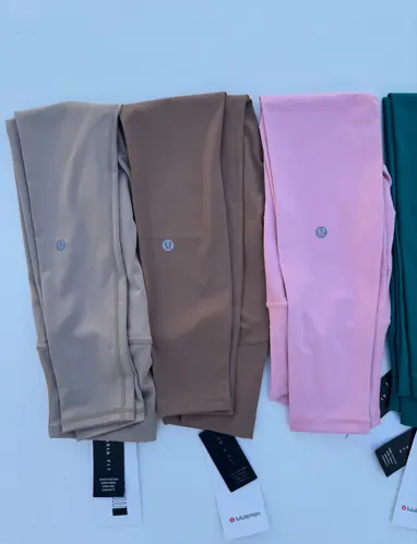 لگ فلوفیت Lululemon