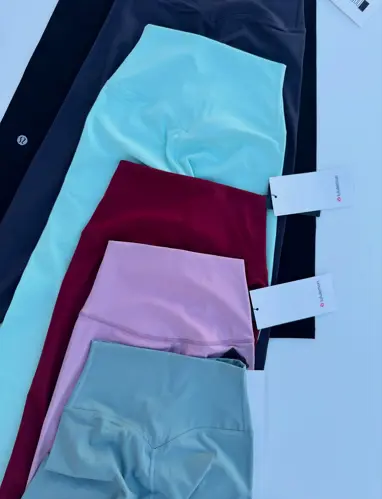 لگ فلوفیت Lululemon