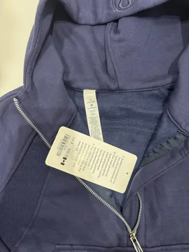 هودی اسکوبا Lululemon