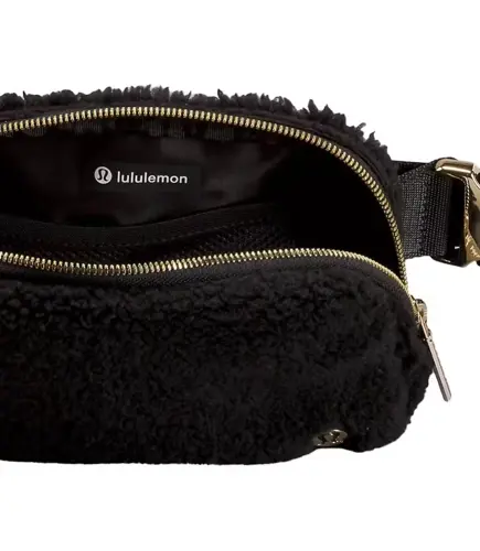 بلت بگ تدی Lululemon