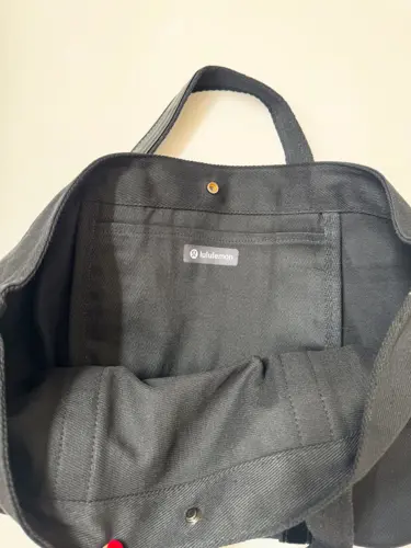توت بگ Lululemon