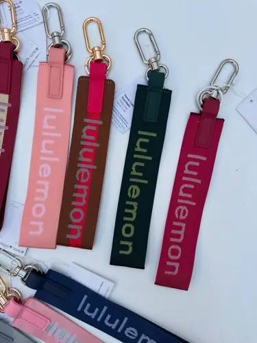 جاکلیدی استیل Lululemon