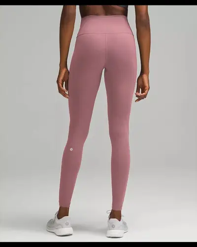 لگ اسلیم افکت Lululemon