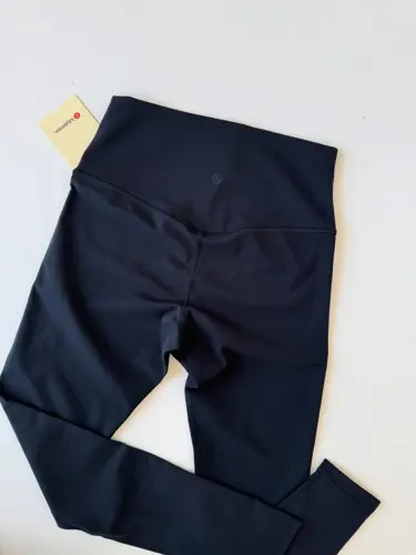 لگ پریمیوم Lululemon