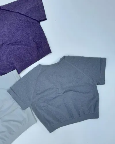 کراپ سیملس جلو چین دار Gymshark