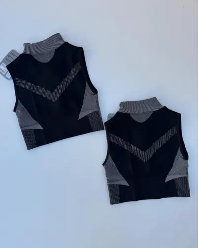 کراپ زیپدار Gymshark