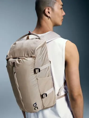 کوله پشتی On Running