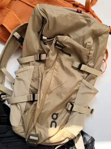 کوله پشتی On Running