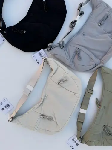 کیف اسلوچی اسلینگ Lululemon