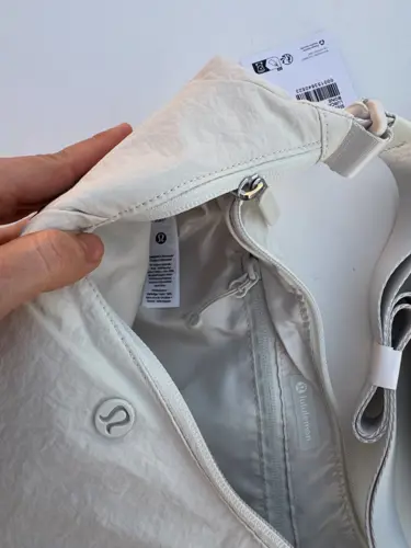 کیف اسلوچی اسلینگ Lululemon