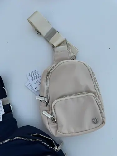 کیف اسمال اسلینگ Lululemon