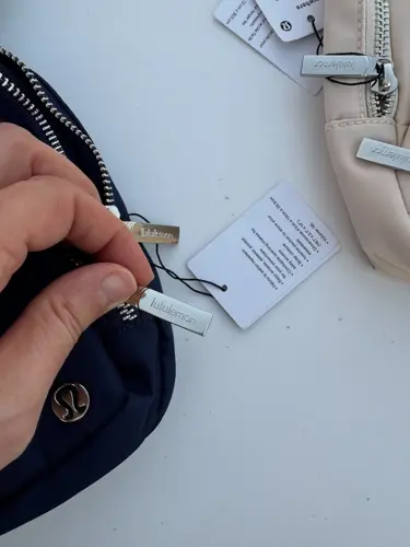 کیف اسمال اسلینگ Lululemon