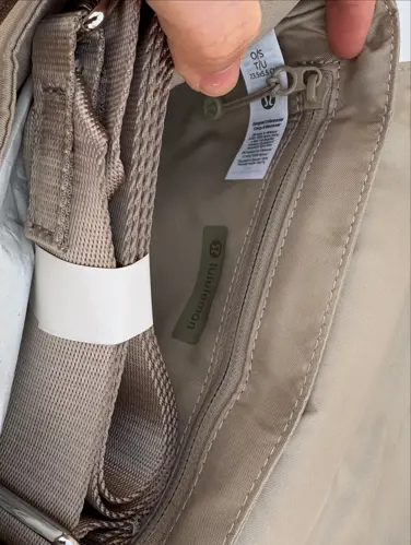 کیف دوشی مولتی پاکت Lululemon