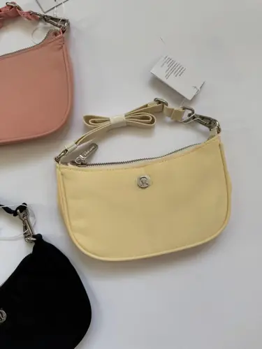 کیف مینی شولدر Lululemon