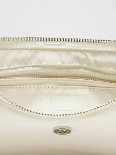 کیف مینی شولدر Lululemon