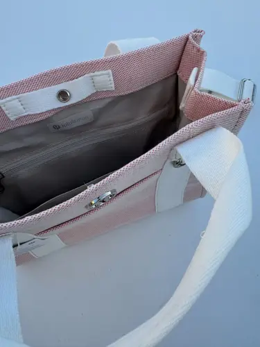 کیف کانواس Lululemon