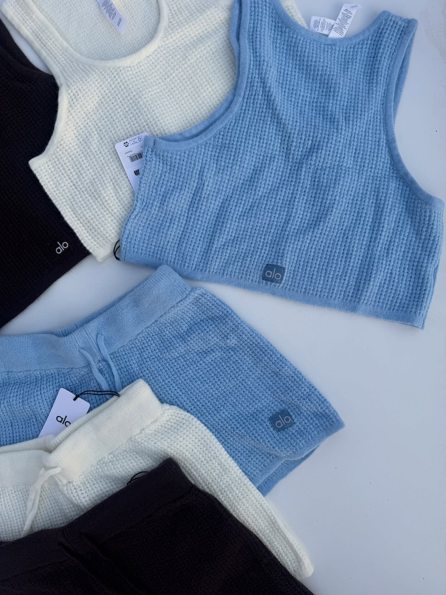 ست کراپ شورتک بافت کشمیر ALO