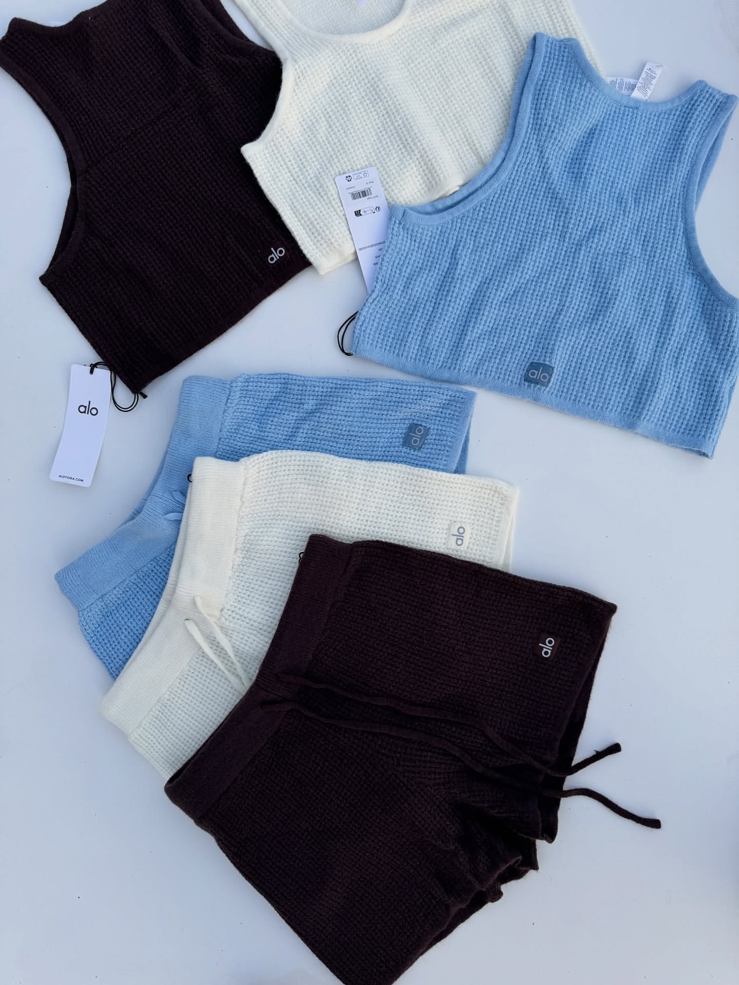 ست کراپ شورتک بافت کشمیر ALO