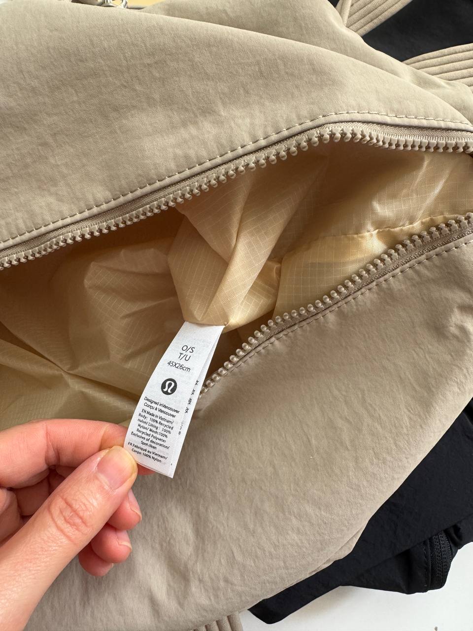 دافل بگ سه‌کاره Lululemon