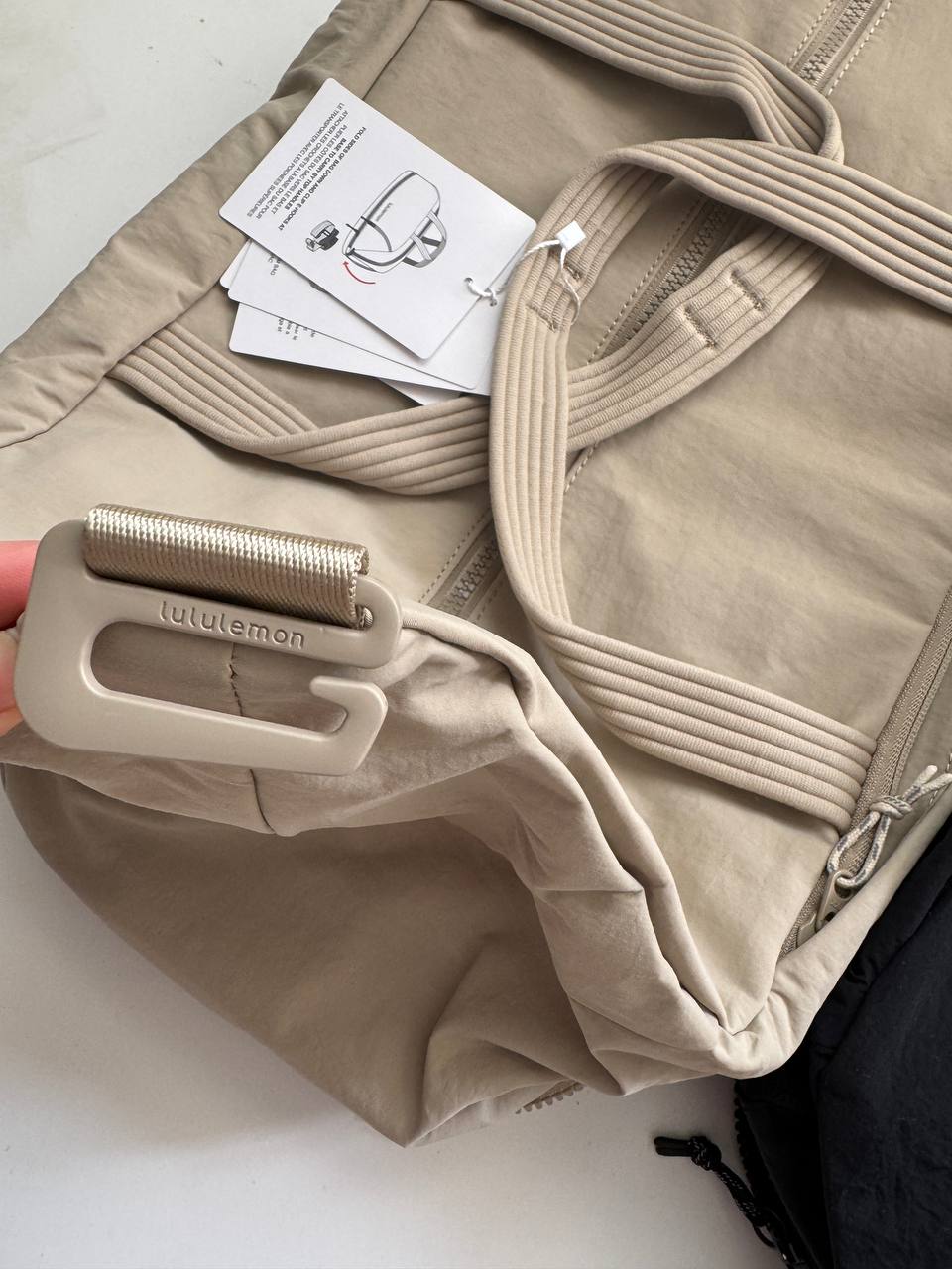 دافل بگ سه‌کاره Lululemon