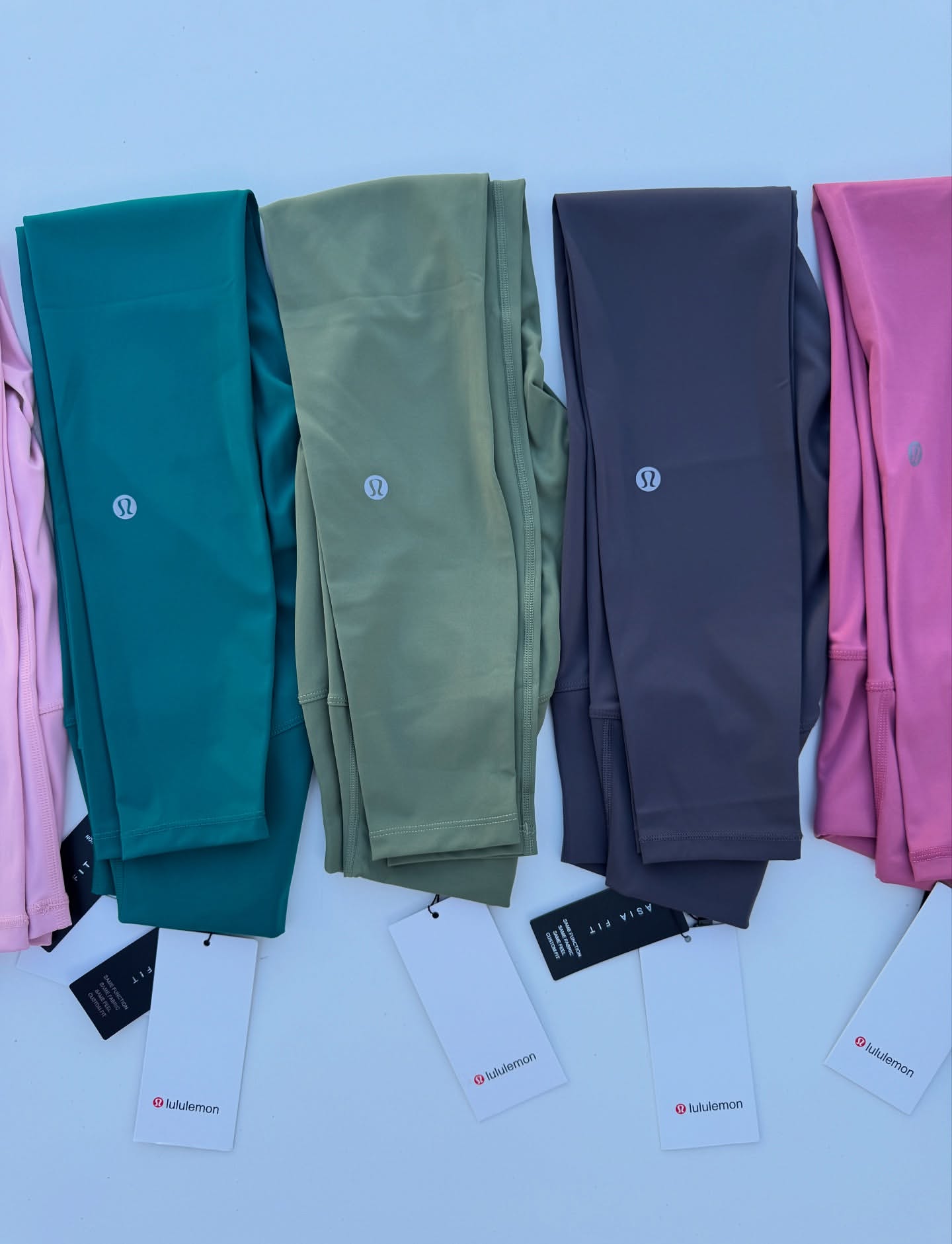 لگ فلوفیت Lululemon