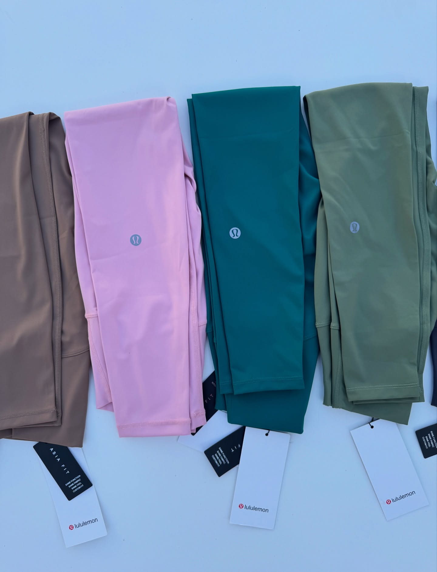 لگ فلوفیت Lululemon