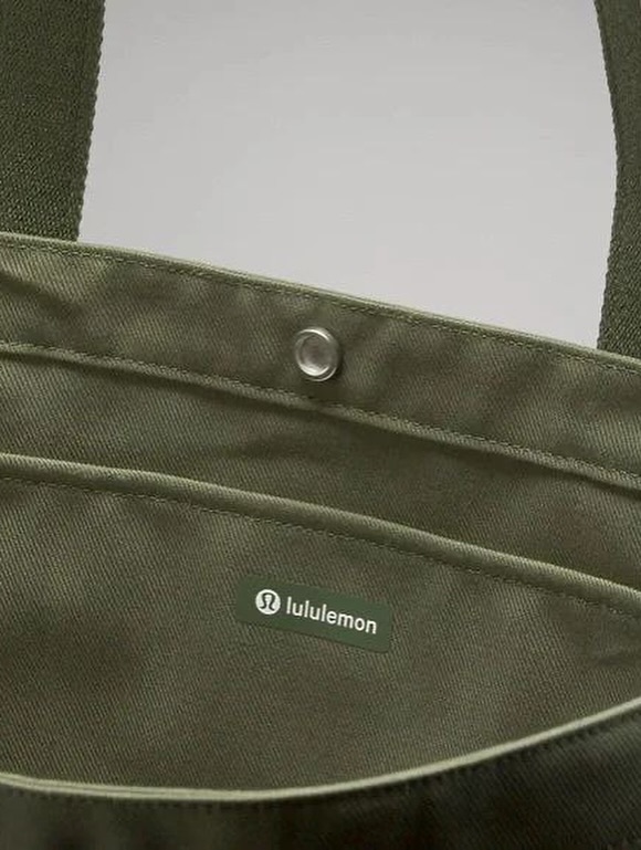 توت بگ Lululemon