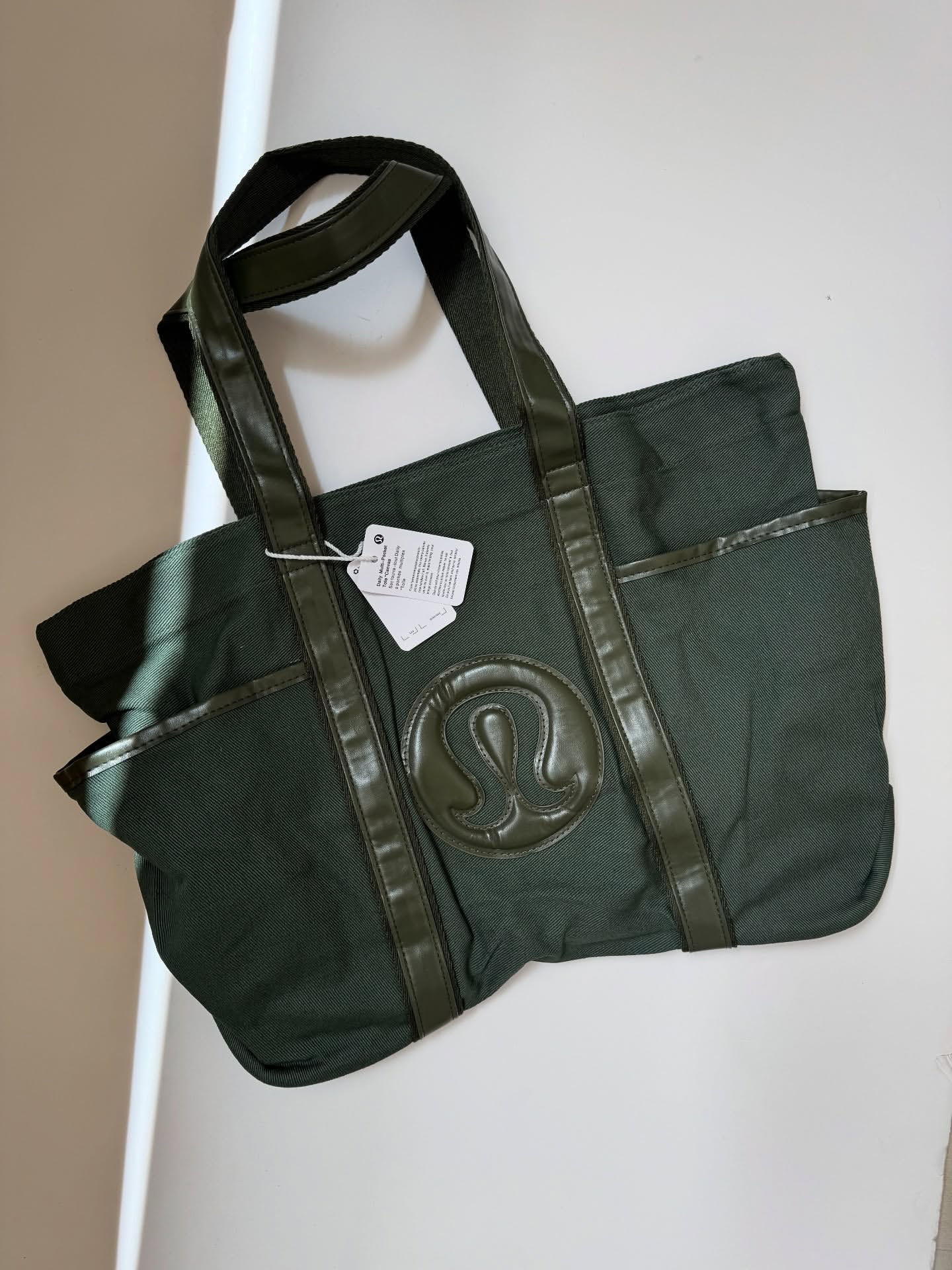 توت بگ Lululemon