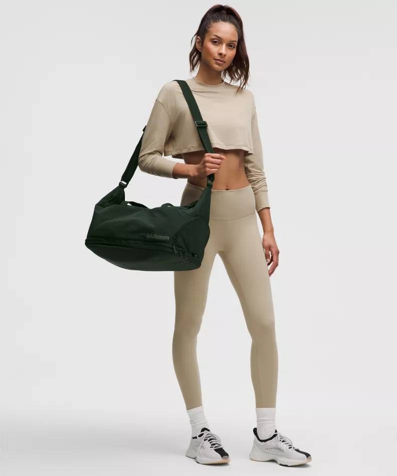 دافل بگ Lululemon