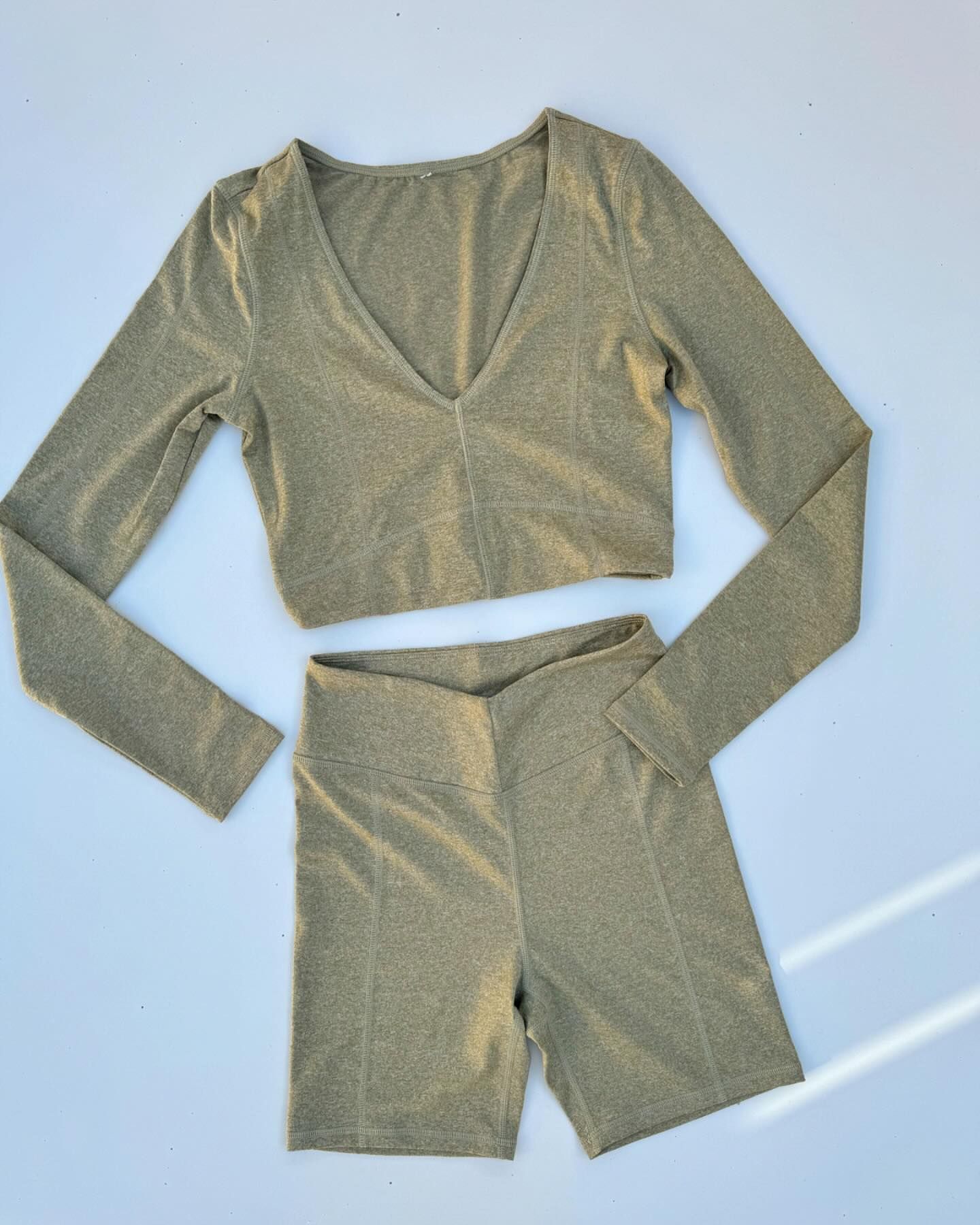 ست کراپ شورتک Lululemon