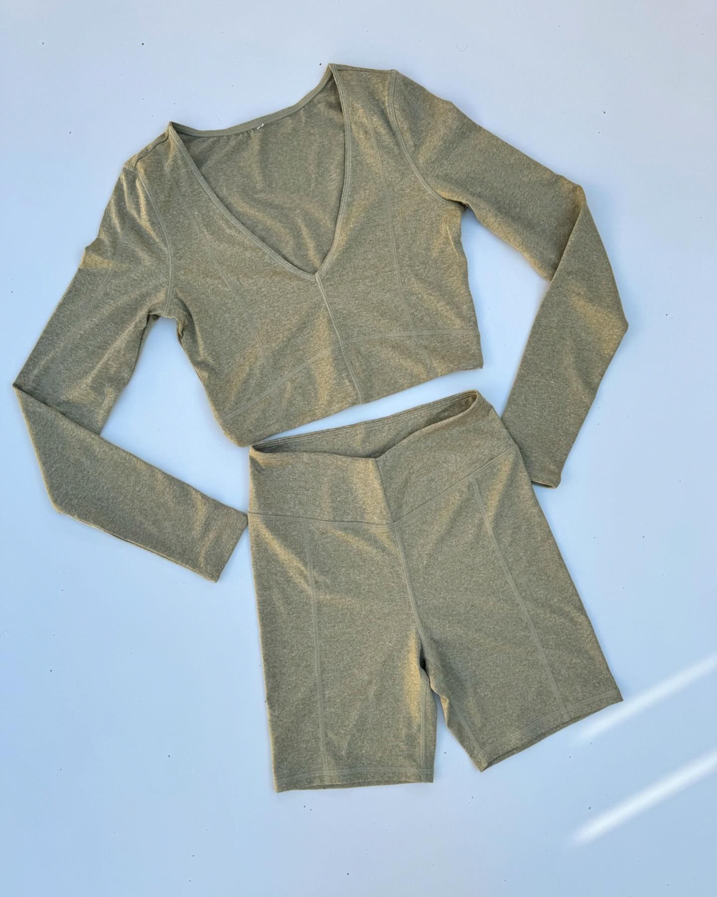 ست کراپ شورتک Lululemon