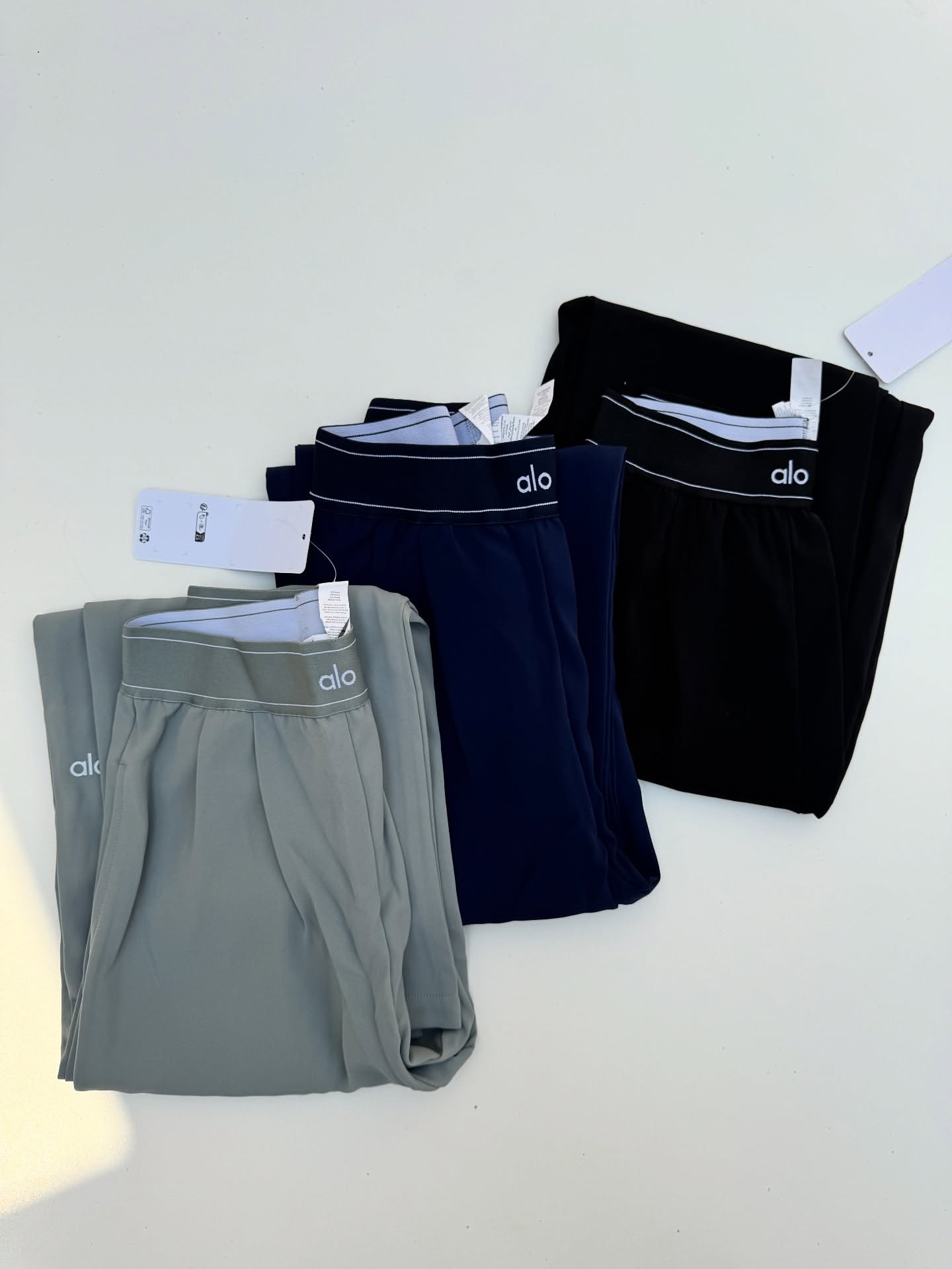 شلوار سوییت‌ آپ ALO