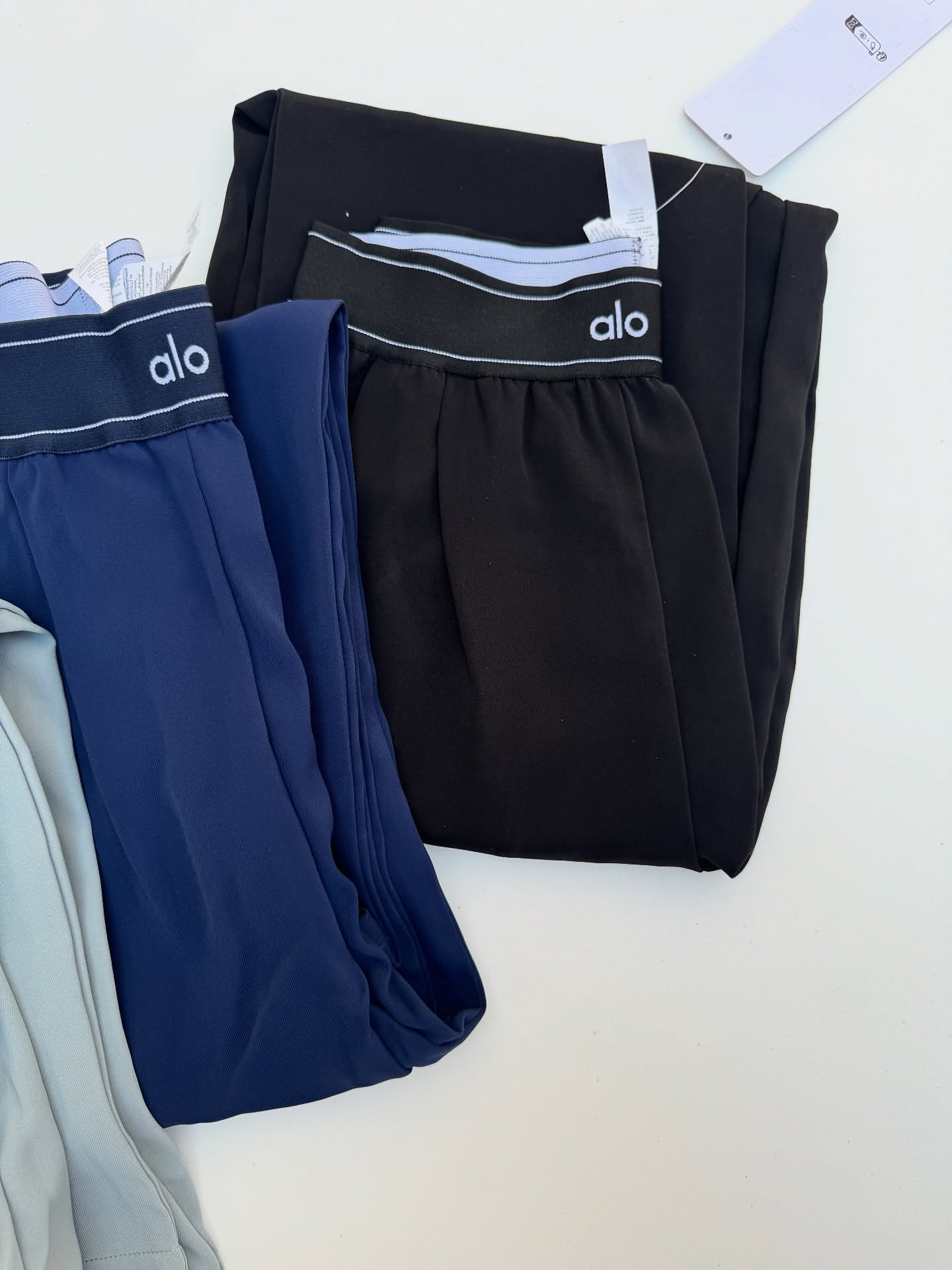 شلوار سوییت‌ آپ ALO