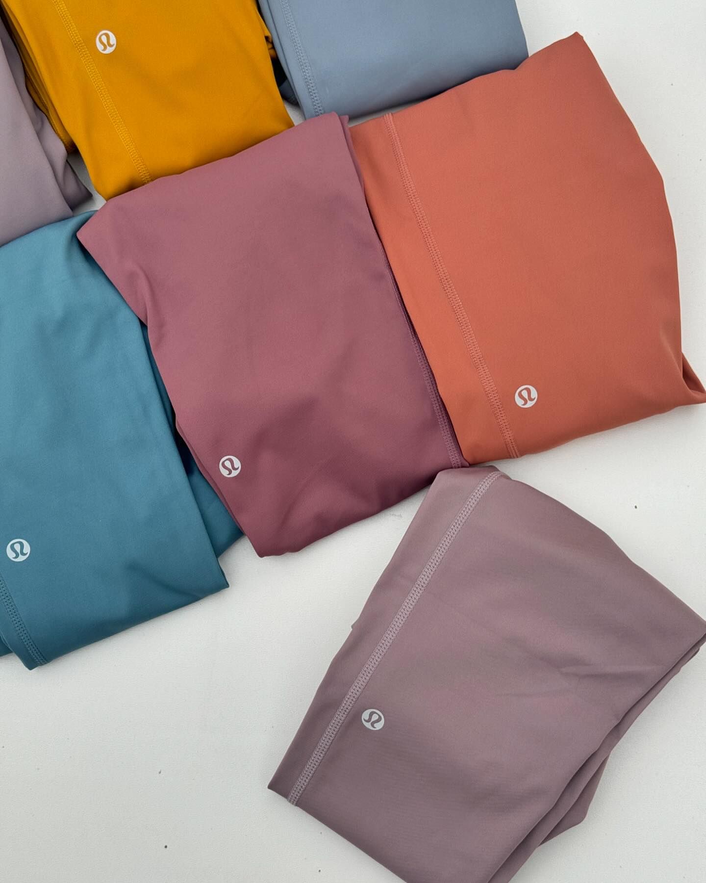 لگ اسلیم افکت Lululemon