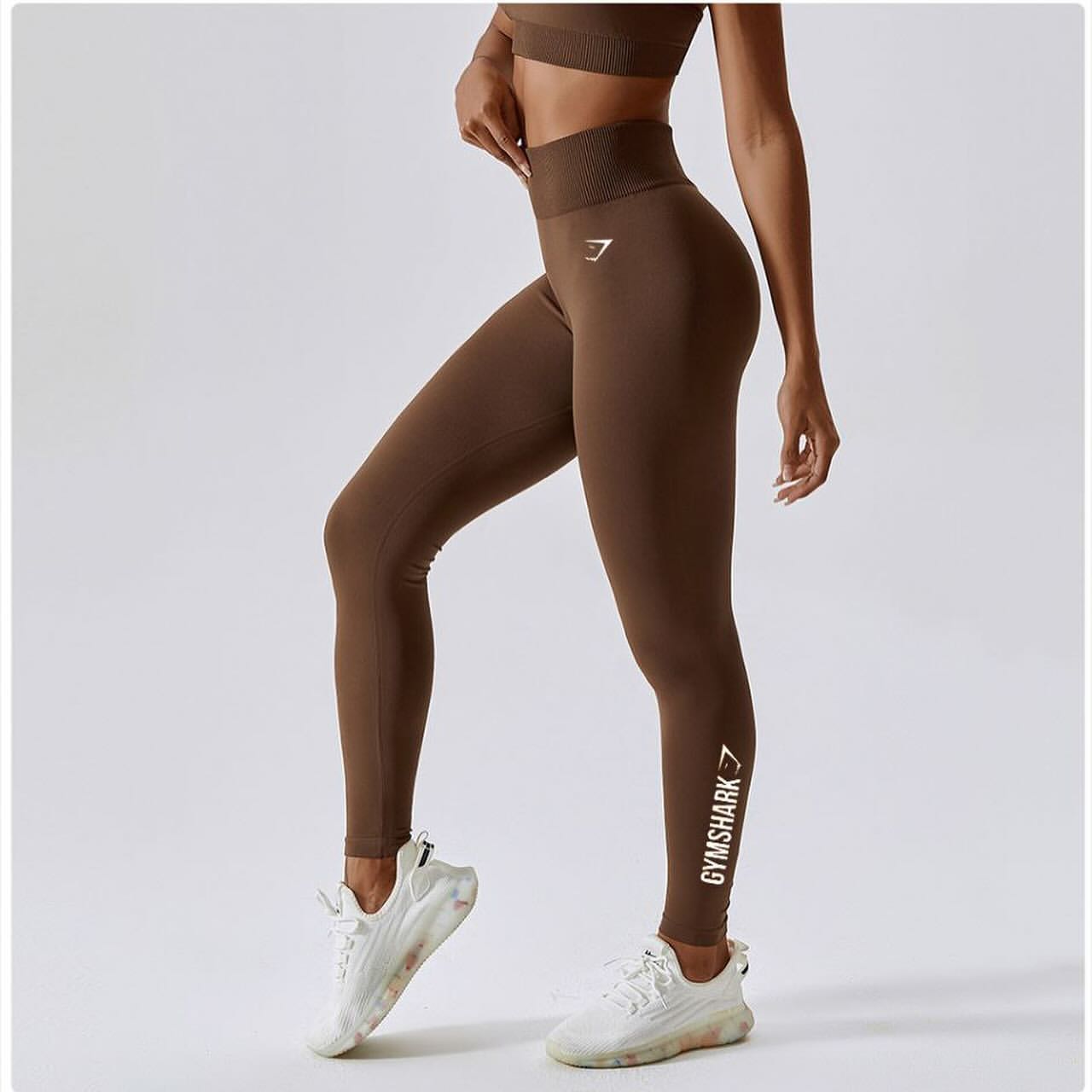 لگ سیملس Gymshark