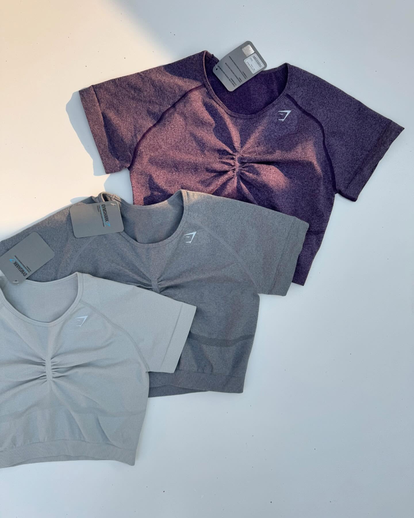 کراپ سیملس جلو چین دار Gymshark