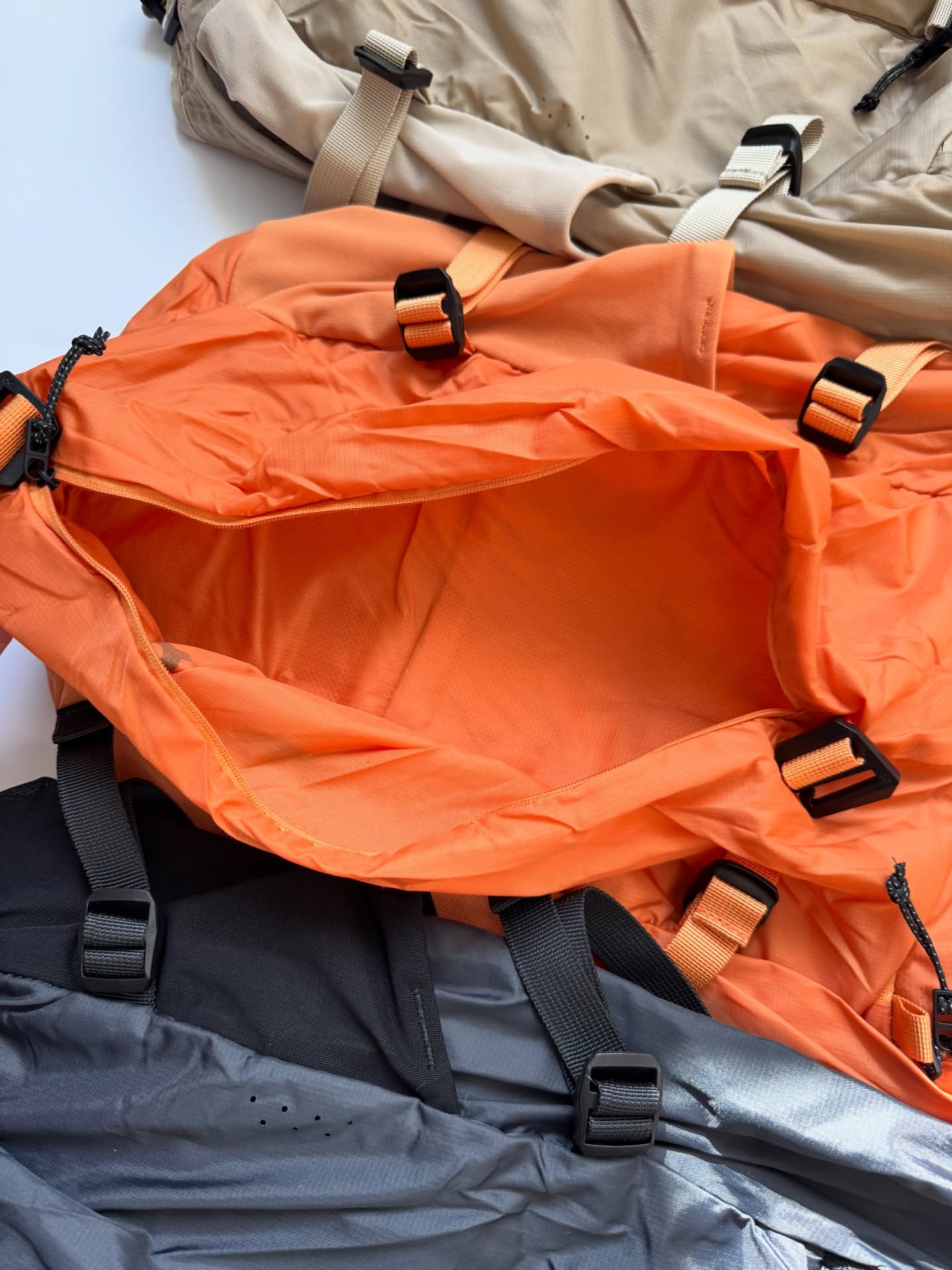 کوله پشتی On Running