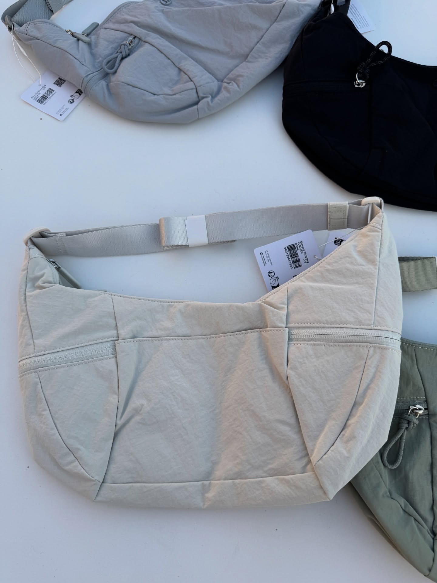 کیف اسلوچی اسلینگ Lululemon