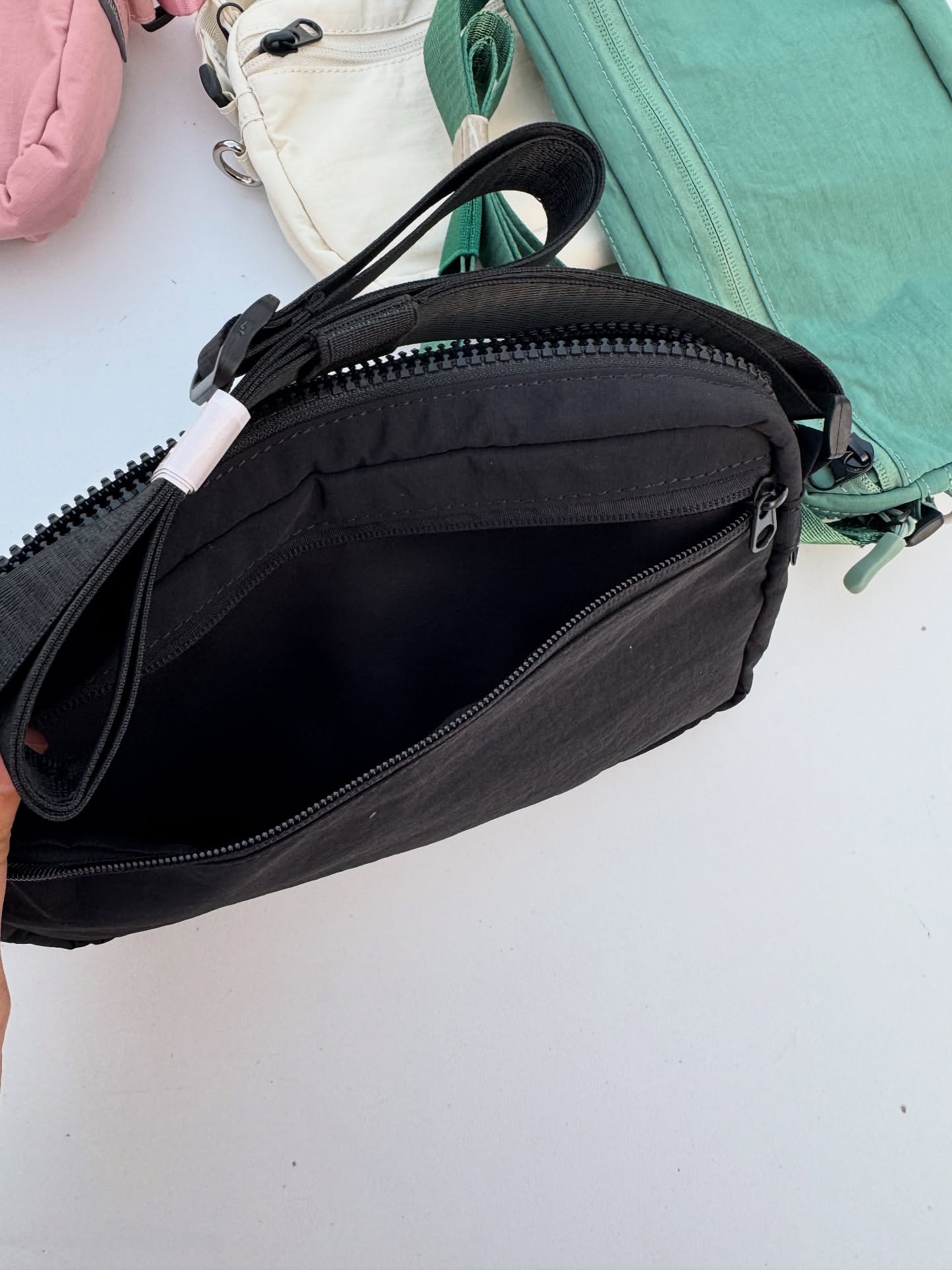 کیف مولتی پاکت Lululemon