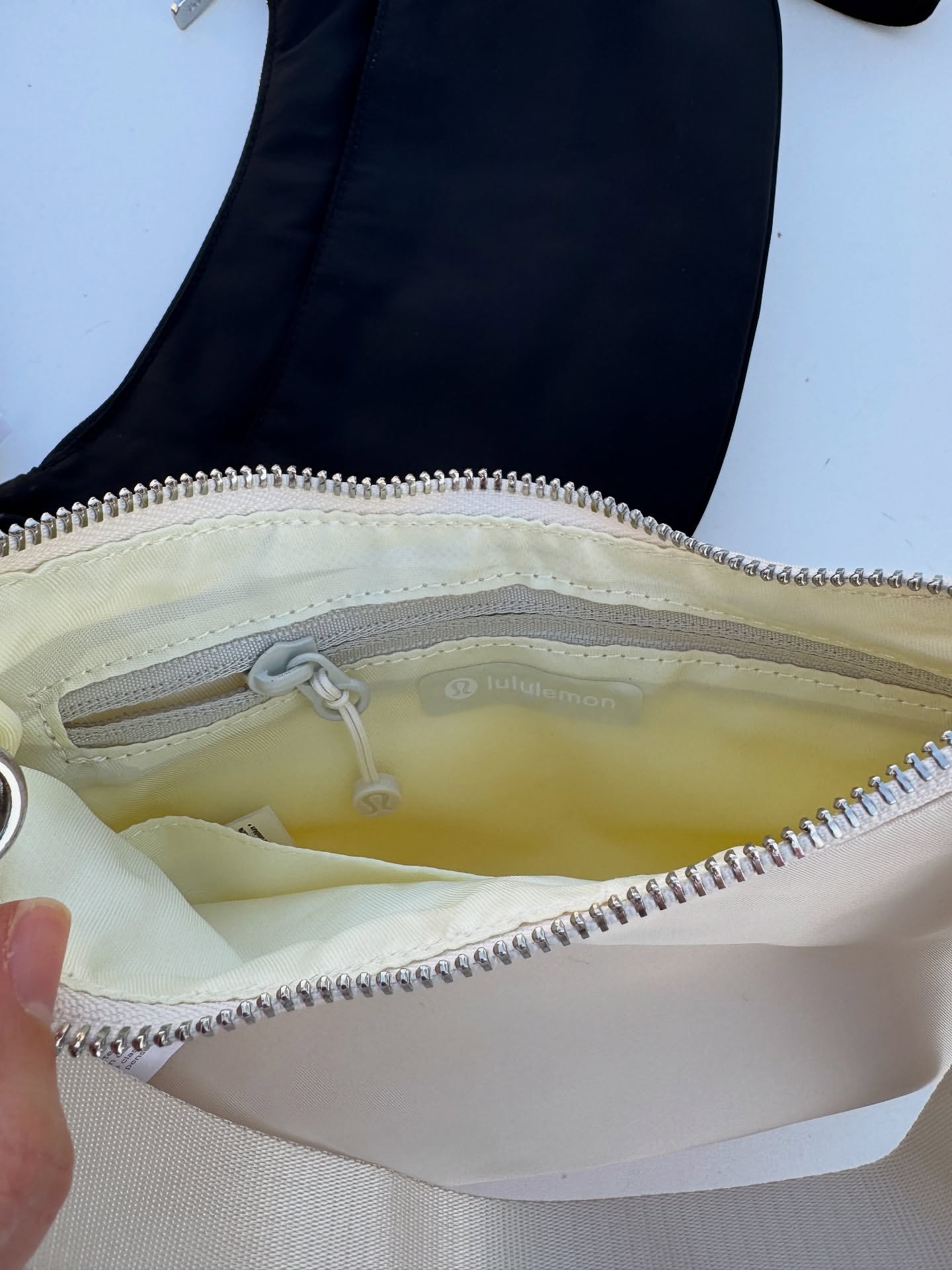 کیف مینی شولدر Lululemon