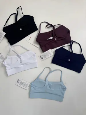 نیم‌تنه بندی Lululemon Align