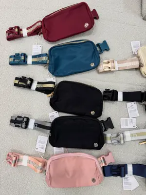 بلت بگ وردمارک Lululemon