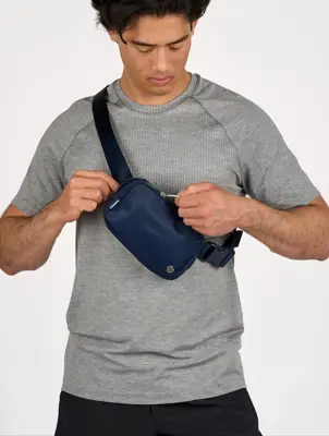 بلت بگ وردمارک Lululemon