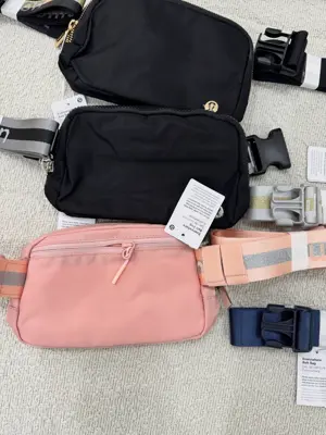 بلت بگ وردمارک Lululemon